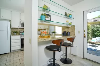 Photo #6: 224086048 Listing 