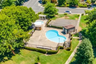 Photo #1: 224086444 Listing 