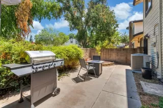 Photo #5: 224086444 Listing 