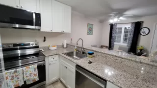 Photo #3: 224086839 Listing