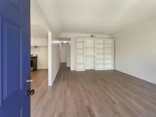 Photo #6: 224087458 Listing