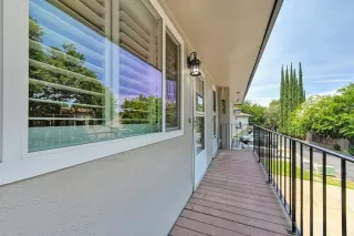 Photo #2: 224088392 Listing