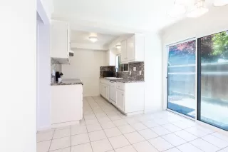 Photo #6: 224089257 Listing