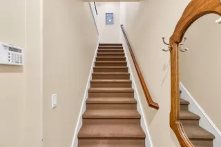 Photo #4: 224089495 Listing 