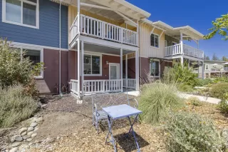 Photo #2: 224089825 Listing