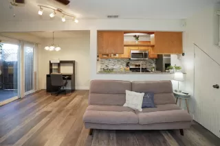 Photo #3: 224090372 Listing 