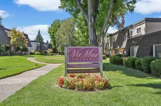 Photo #2: 224090894 Listing 