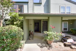 Photo #2: 224091852 Listing 