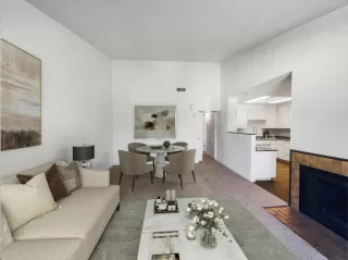 Photo #1: 224091936 Listing 