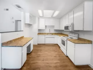 Photo #6: 224091936 Listing 