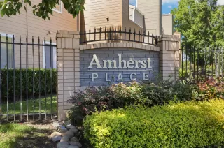 Photo #1: 224092856 Listing