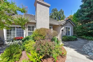 Photo #1: 224092872 Listing 