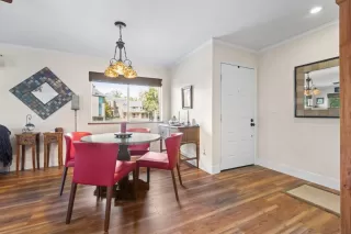 Photo #5: 224093154 Listing 