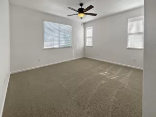 Photo #4: 224093991 Listing