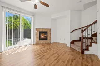 Photo #1: 224094309 Listing