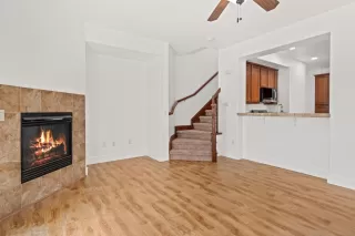 Photo #2: 224094309 Listing