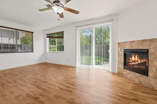 Photo #3: 224094309 Listing