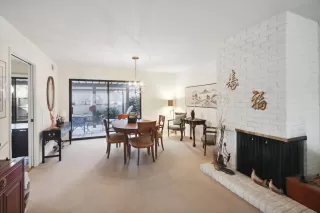 Photo #5: 224094631 Listing 