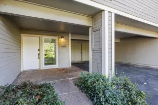 Photo #3: 224094660 Listing