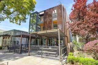 Photo #1: 224094859 Listing 