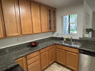 Photo #4: 224095506 Listing