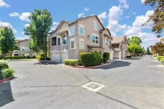 Photo #1: 224095712 Listing