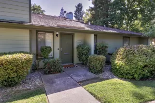 Photo #1: 224095916 Listing 