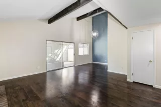 Photo #6: 224095916 Listing 