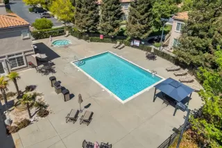 Photo #3: 224095974 Listing