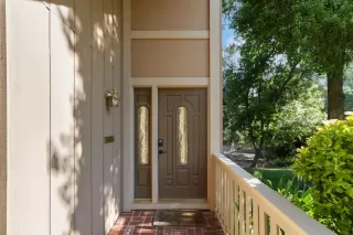 Photo #2: 224096180 Listing