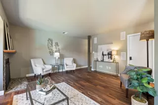 Photo #2: 224096574 Listing 