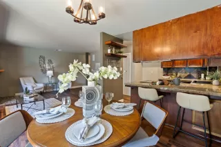 Photo #4: 224096574 Listing 