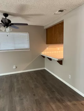 Photo #3: 224097057 Listing