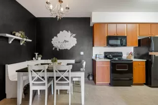 Photo #2: 224097695 Listing