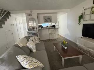 Photo #5: 224097862 Listing