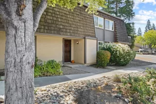 Photo #2: 224099068 Listing