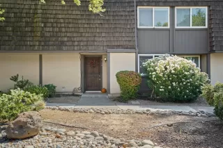 Photo #3: 224099068 Listing