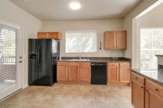 Photo #5: 224099225 Listing 