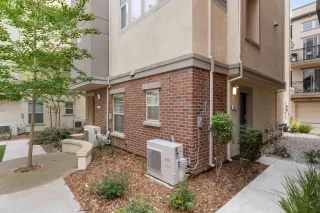 Photo #6: 224099686 Listing