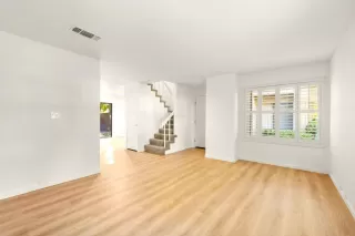 Photo #3: 224100104 Listing 