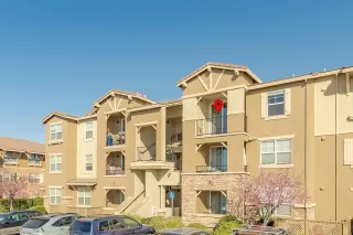 Photo #2: 224100227 Listing