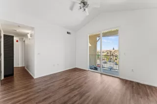 Photo #4: 224100227 Listing