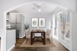 Photo #3: 224100367 Listing