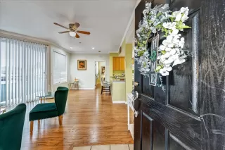 Photo #1: 224100426 Listing 