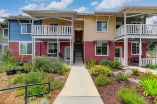 Photo #1: 224100828 Listing 