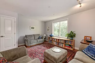 Photo #3: 224100828 Listing 