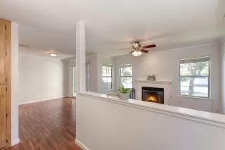 Photo #3: 224101722 Listing 