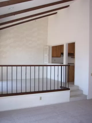 Photo #5: 224101926 Listing 