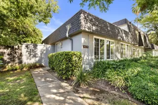 Photo #1: 224103159 Listing 