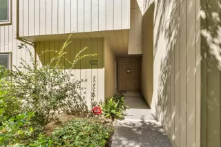 Photo #4: 224103781 Listing 